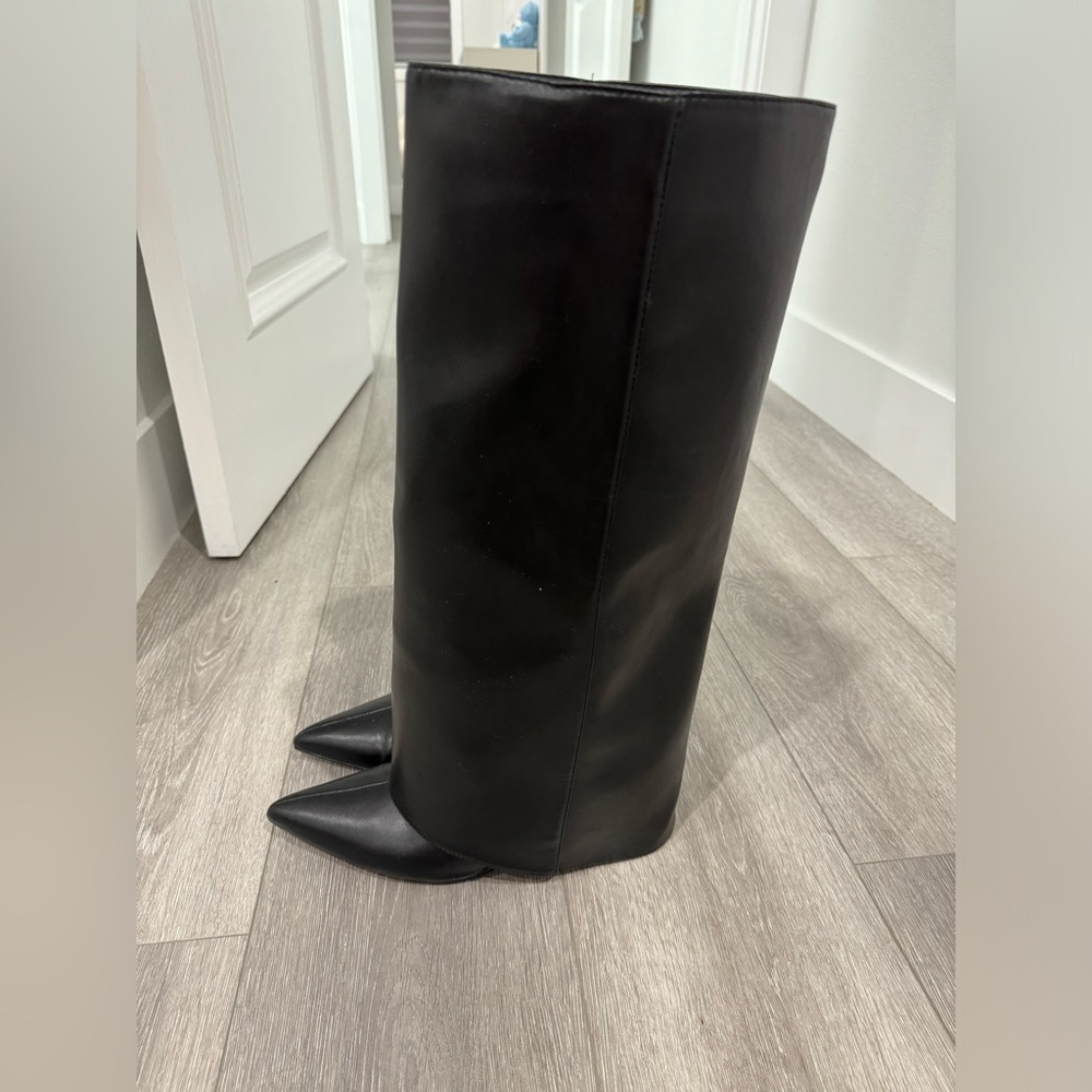 Zara Heeled Gaiter Boots Size 40 Black Color